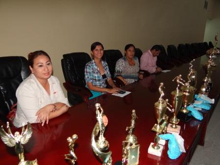 PREMIACIÓN A GANADORES DE LAS II OLIMPIADAS ESTUDIANTILES