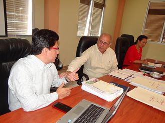 REUNIÓN CON DECANOS, COORDINADORES, JEFES DEPARTAMENTALES, DIRECTORES