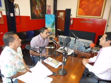 EN RADIO CARIBE-JIPIJAPA “DIFUSIÓN CULTURAL Y PROMOCIÓN ACADÉMICA DE LA UNESUM”
