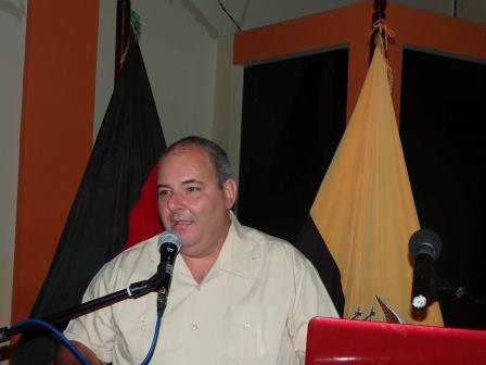 CONFERENCIA Y DEBATE DE LOS VISITANTES DEL ICA-CUBA EN LA UNESUM