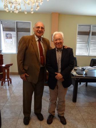 VISITA DEL DR. AXEL DIDRIKSSON TAKAYANAGUI CAUSA EXPECTATIVA EN CÍRCULOS UNIVERSITARIOS DE LA PROVINCIA DE MANABÍ EN ECUADOR.
