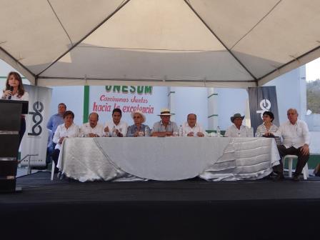 EN LA UNESUM SE FIRMAN CONVENIOS PARA CONSTRUCCIÓN DE DOS VÍAS EN NUESTRA PROVINCIA CON LA PRESENCIA DEL VICEPRESIDENTE JORGE GLASS.