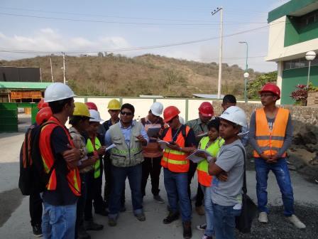 INGENIERÍA CIVIL RECIBE CLASES EN OBRAS DIRECTAS EN LA UNESUM