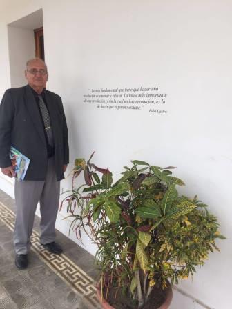 RECTOR UNESUM UNE LAZOS CON LA UNIVERSIDAD YACHAY TECH