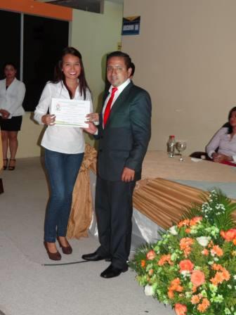 SESIÓN SOLEMNE DEL XVI ANIVERSARIO DE LA UNESUM
