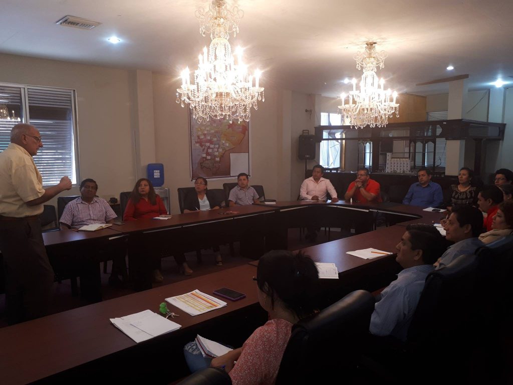 REUNIÓN DE TRABAJO CON DECANOS Y COORDINADORES DE CARRERAS SEGÚN PLANIFICACIÒN ELABORADA CON ANTELACIÓN EN LA UNESUM CON DIRECTORES DEPARTAMENTALES ACADÉMICOS Y ADMINISTRATIVOS