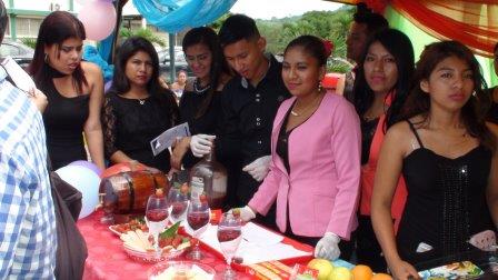FERIA DE PROYECTOS INTEGRADORES DE SABERES EN LA UNESUM.- UNIDAD DE ADMISIÓN Y NIVELACIÓN