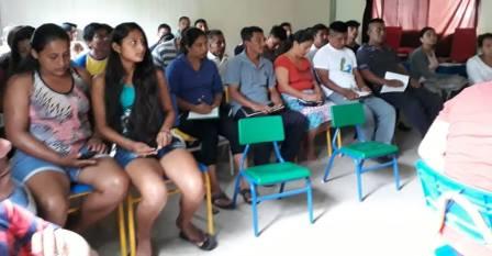 LA UNESUM INICIA ESCUELA DE LÍDERES EN LA COMUNIDAD DE CASA VIEJA Y RINDE HOMENAJE EN EL DÍA DE LA MADRE