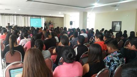 TÉCNICOS DE BAN ECUADOR DICTAN SEMINARIO A ESTUDIANTES EMPRENDEDORES DE LA UNESUM