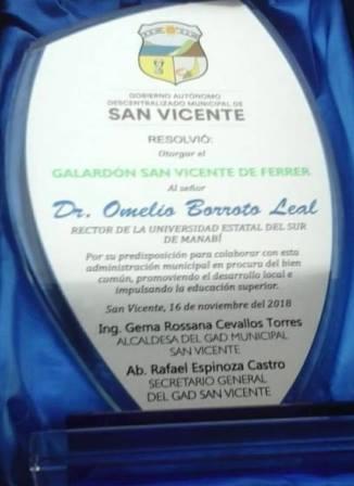MÁXIMO GALARDÓN PARA DR. OMELIO BORROTO LEAL RECTOR DE LA UNESUM EN EL CANTÓN SAN VICENTE