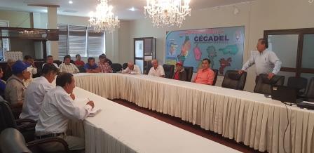 REUNIÓN DE TRABAJO CON AGRICULTORES DE LOS ESCENARIOS CAFETALEROS EN LA UNESUM