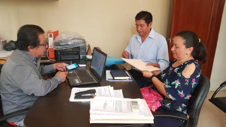 FUNDACIÓN HEIFER ENTREGA LAPTOP E IMPRESORA A LA UNESUM