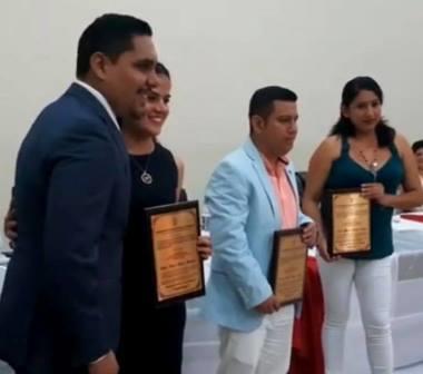 UNIVERSIDAD ESTATAL DEL SUR DE MANABÍ ESTIMULA TRABAJO DE EMPLEADOS EN SESIÓN SOLEMNE DE XVIII ANIVERSARIO DE CREACIÓN