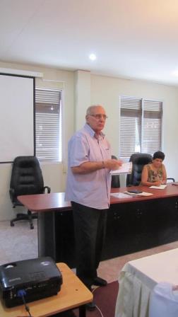 REUNIÓN DE TRABAJO CON DECANOS Y COORDINADORES DE CARRERAS DE LA UNESUM