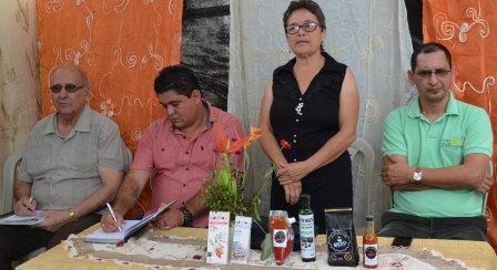 CULMINAN CURSOS DE CAPACITACIÓN A LOS SOCIOS DE LA UOCASI EN SAN ISIDRO DICTADOS POR LA UNIVERSIDAD ESTATAL DEL SUR DE MANABÍ