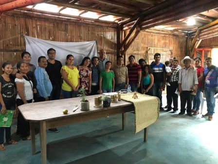LA UNESUM EN SAN FRANCISCO DE PAJÁN EN LA ESCUELA DE EMPRENDIMIENTO Y LIDERAZGO