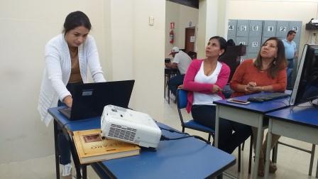 DOCENTES RECIBEN CAPACITACIÓN SOBRE USO DE HERRAMIENTAS INFORMÁTICAS UNESUM 2019