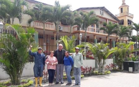 ÁREAS VERDES EMBELLECE A NUESTRA UNIVERSIDAD ESTATAL DEL SUR DE MANABÍ